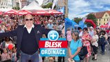Blesk Ordinace v Písku přilákala tisíce lidí: Chceme žít nonstop, zpívali s Michalem Davidem návštěvníci