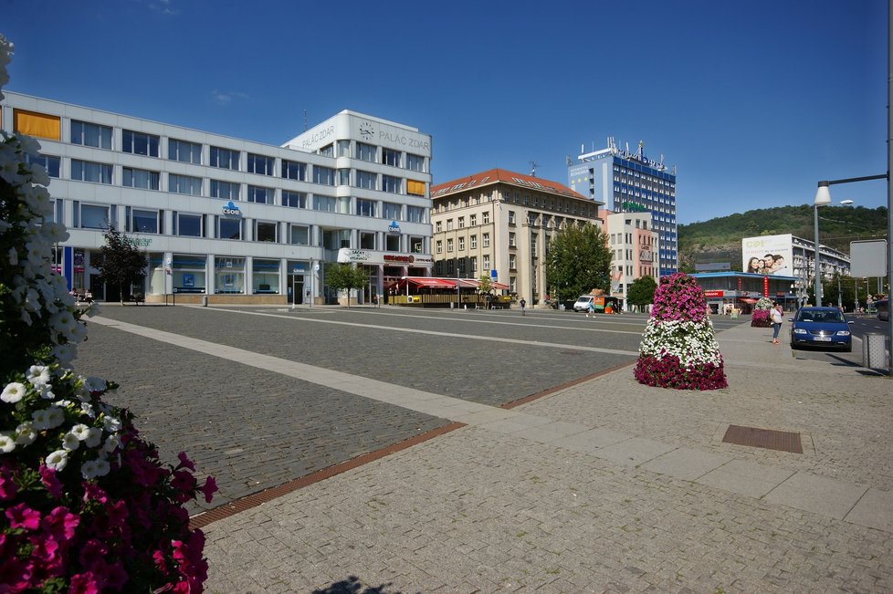 Akce se koná pod záštitou primátora statutárního města Ústí nad Labem, Mgr. Ing. Petra Nedvědického