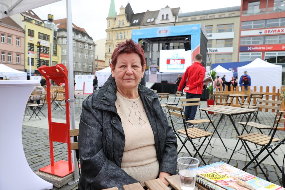 Paní Kopecká je optimista a doufá, že po odstranění nádoru bude vše v pořádku