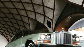 Rolls-Royce Camargue z roku 1973 byl v té době nejdražším vozem na světě.