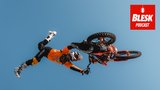 Podcast: 3 sekundy na skok. Pilát si motorkou propíchl obě plíce, nyní se vrací