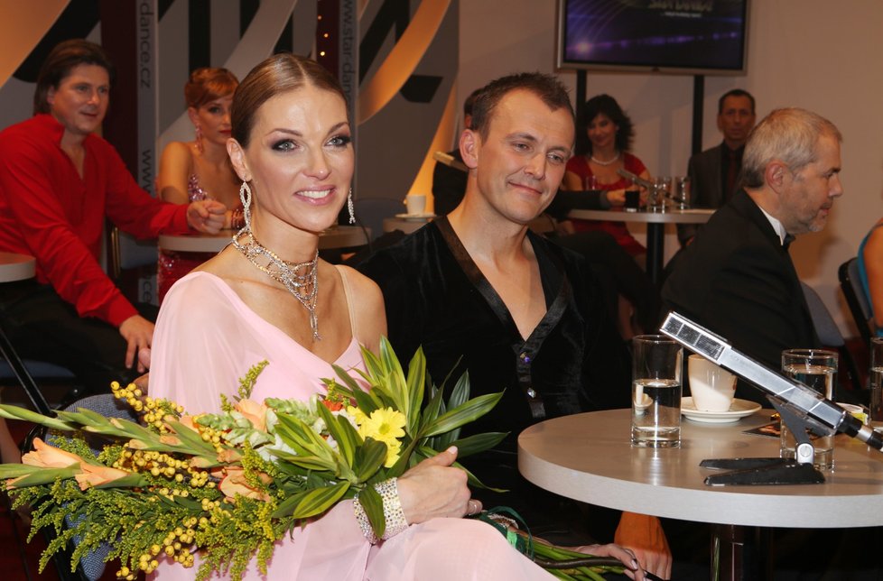 Jan Tománek s modelkou Pavlínou Němcovou účinkovali v páté řadě StarDance.