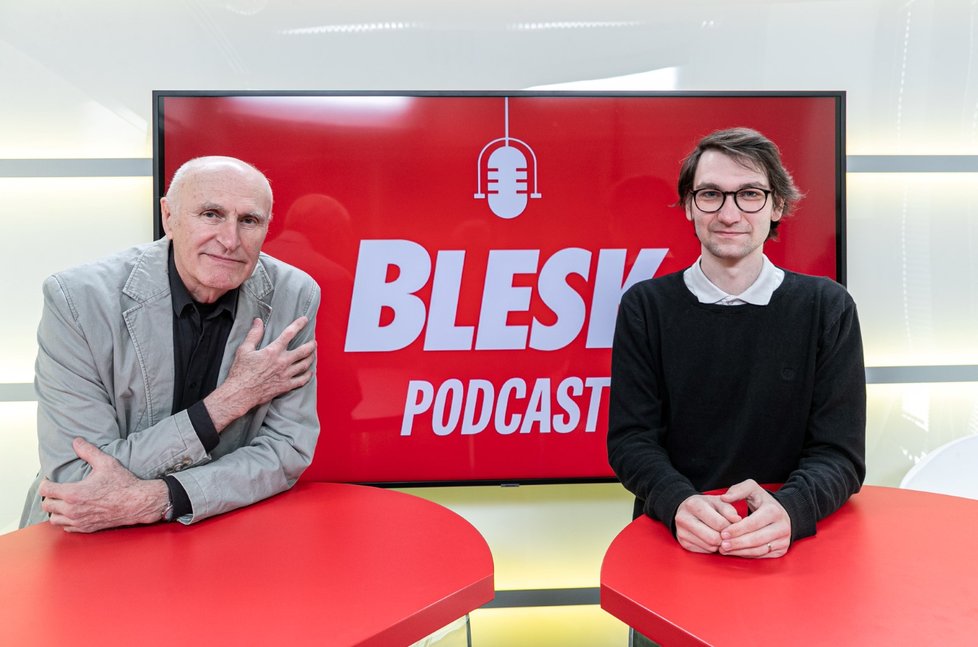 Hostem pořadu Blesk Podcast byl překladatel a spisovatel Martin Hilský.