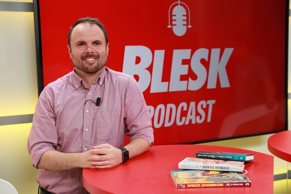 Hostem pořadu Blesk Podcast byl spisovatel a novinář Petr Macek