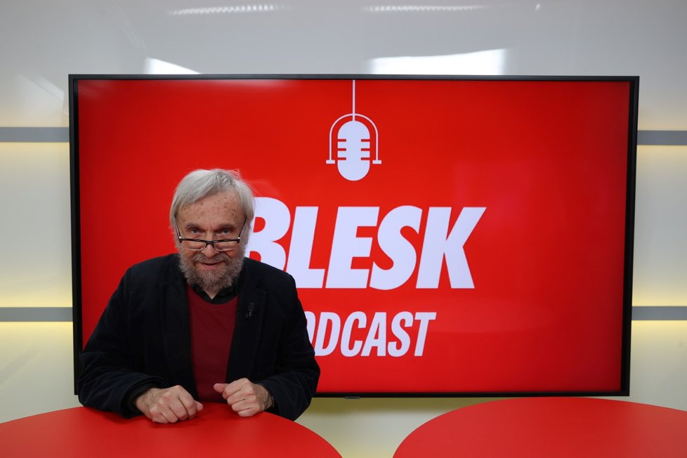 Hostem pořadu Blesk Podcast byl divadelní kritik, teoretik, moderátor a tvůrce Vladimír Just.