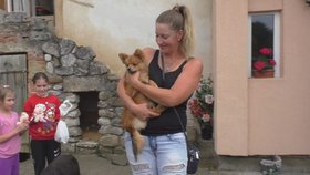 Marie Sedláčková s Beníkem, kterého koupila od množitele z Nečemic.