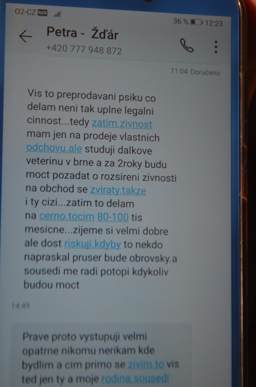 Miroslav Sedláček zprávy, ve kterých mu Petra Nováková popsala své načerno provozované obchody se psy, poskytl Blesk tlapkám