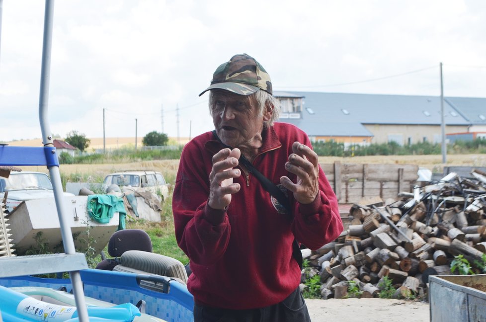 František Doležal řekl, že než by se psů vzal, raději se zabije