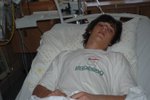 Jaroslav Baďura (15) se ze zásahu bleskem zotavuje na anesteziologicko-resuscitačním oddělení Fakultní nemocnice v Ostravě.