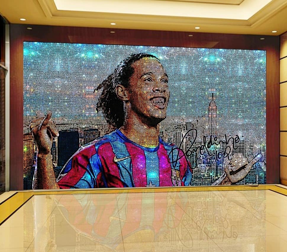 Ronaldo de Assis Moreira, známější pod přezdívkou Ronaldinho