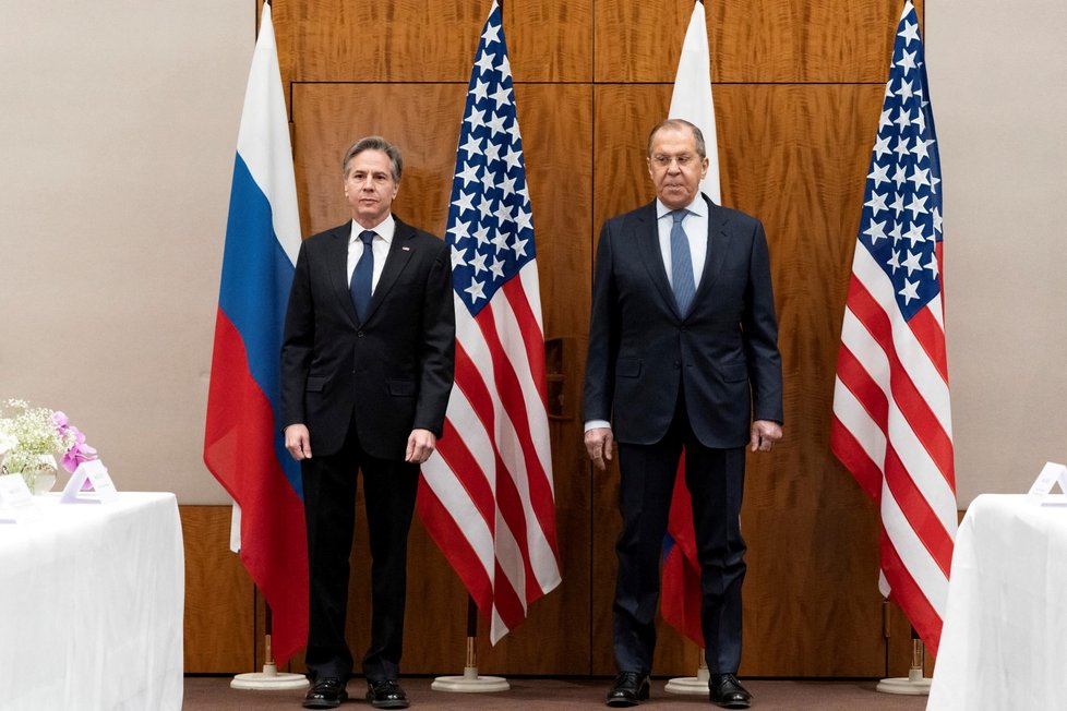 Ministři zahraničí Spojených států a Ruska, Antony Blinken a Sergej Lavrov,