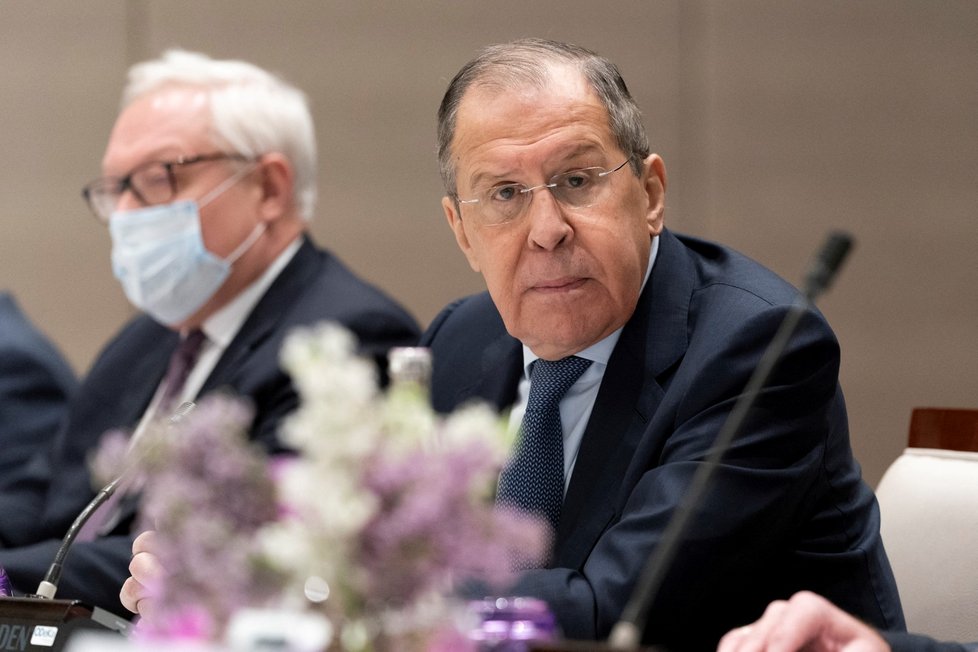 Ministři zahraničí Spojených států a Ruska, Antony Blinken a Sergej Lavrov,