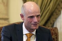 „Migranty by v Praze zbili.“ Drsný výrok nizozemského ministra unikl z jednání