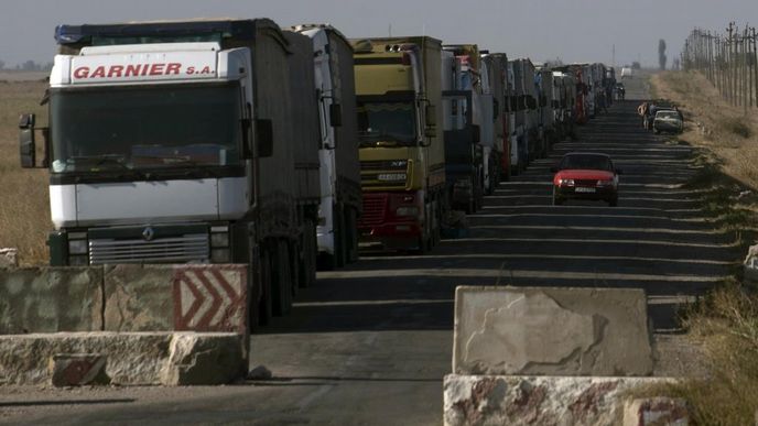 Blokáda nákladní dopravy mezi Krymem a Ukrajinou
