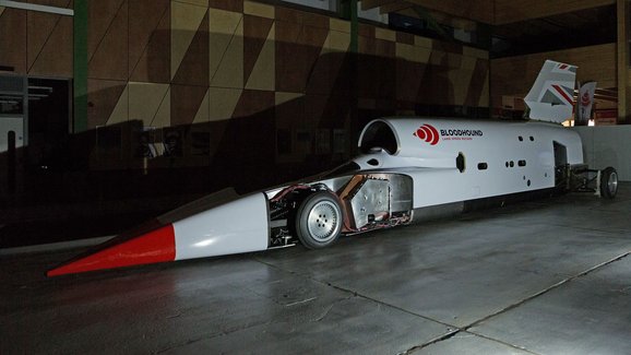 Nejrychlejší „auto“ světa čeká první test, cílem je překonat 1228 km/h