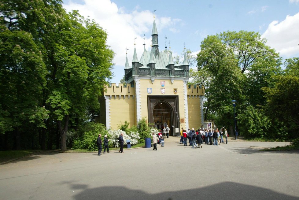 Bludiště na Petříně, Praha