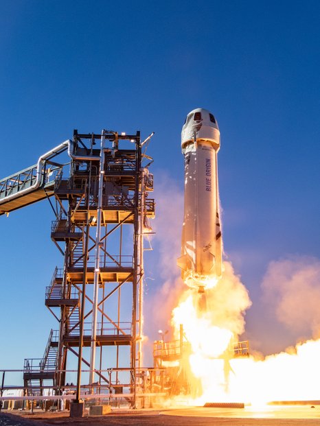 Raketa New Shepard do vesmíru může vynést až šest pasažérů.
