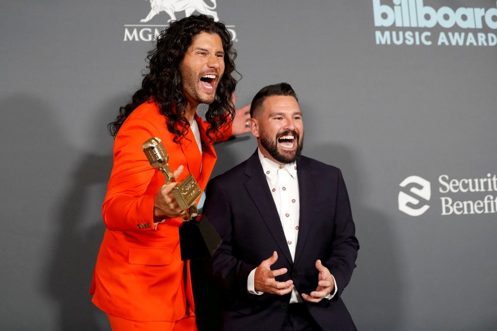 Předávání cen Billboard Music Awards 2022: Dan + Shay