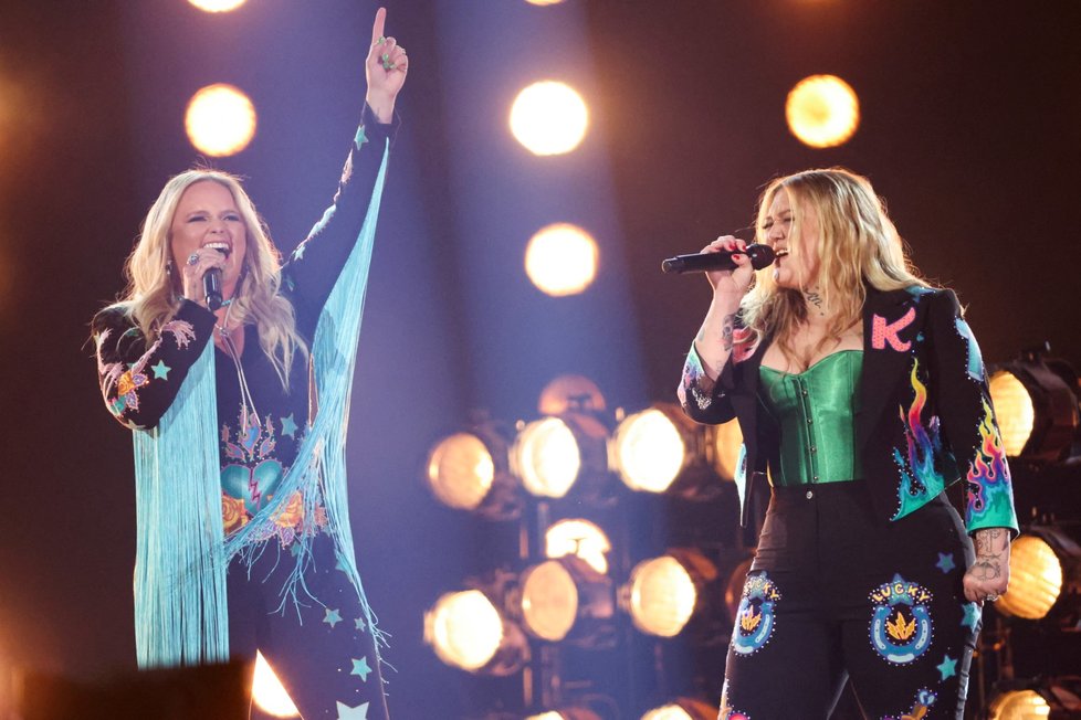 Předávání cen Billboard Music Awards 2022: Miranda Lambert a Elle King