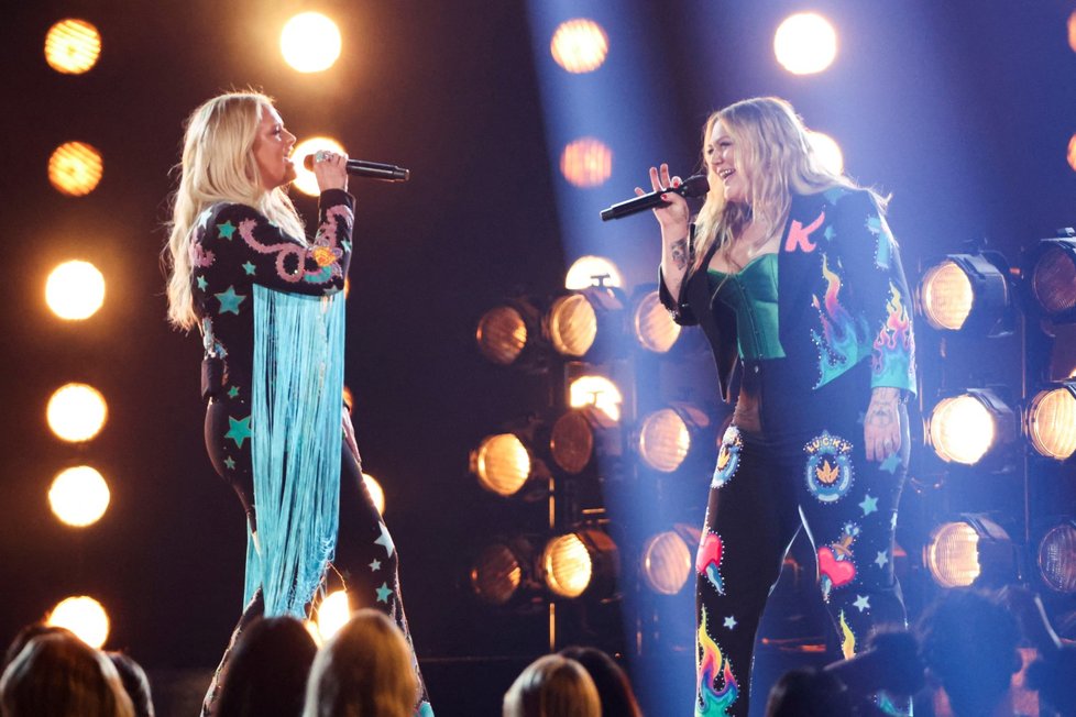 Předávání cen Billboard Music Awards 2022: Miranda Lambert a Elle King