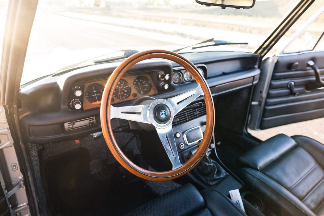 BMW 2002