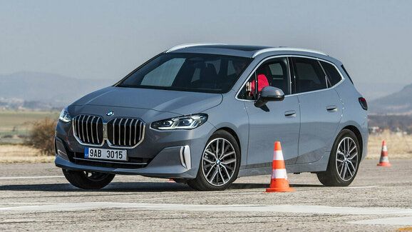 TEST BMW 218d Active Tourer – Ideální rodinný dálkař?