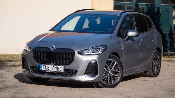 TEST BMW 230e xDrive Active Tourer – Rodinný PHEV