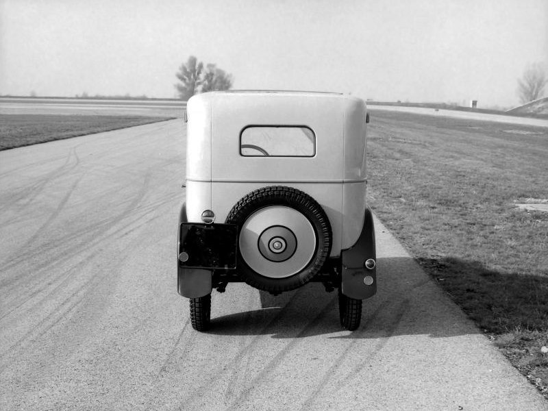 BMW 3/15 PS DA4 Limousine (1931–1932)