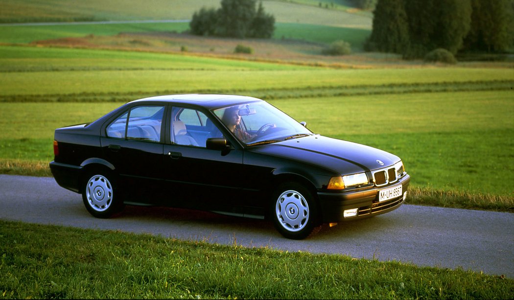 BMW 3 Sedan (1990)