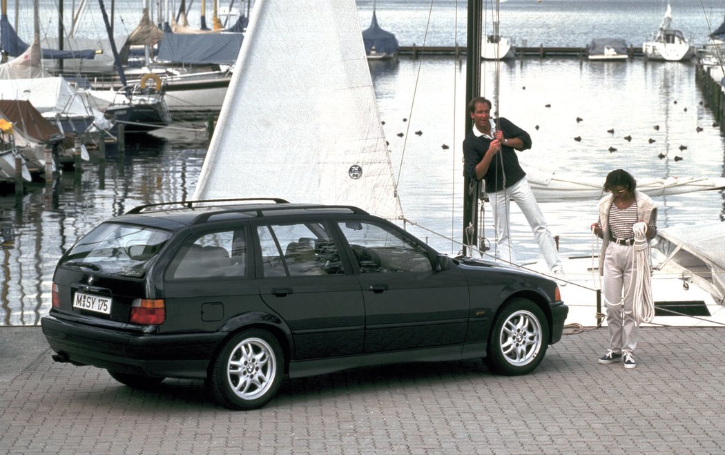 BMW 3 Touring (1995)