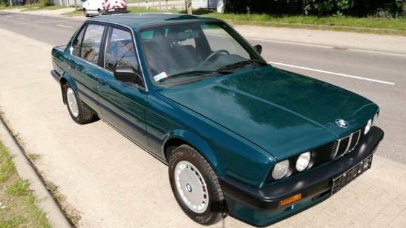 Tohle je pecka. Na prodej je prakticky nejeté BMW 324td z roku 1990