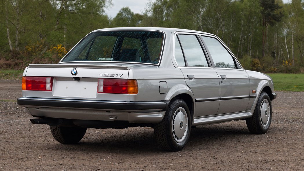 BMW 325iX (1986)