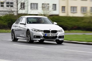 BMW 330e iPerformance M-Sport