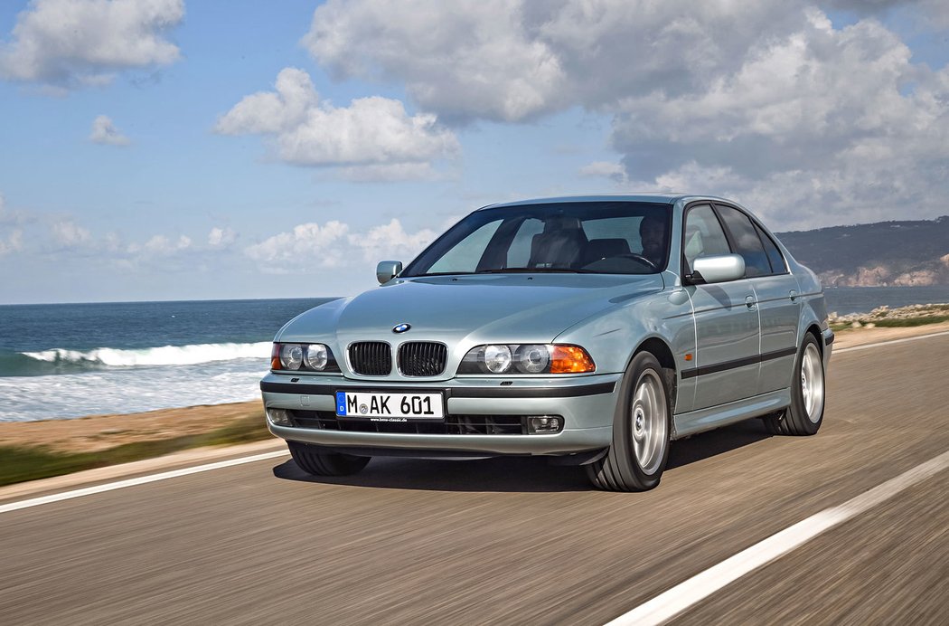 BMW 528i Sedan (1995-2000)