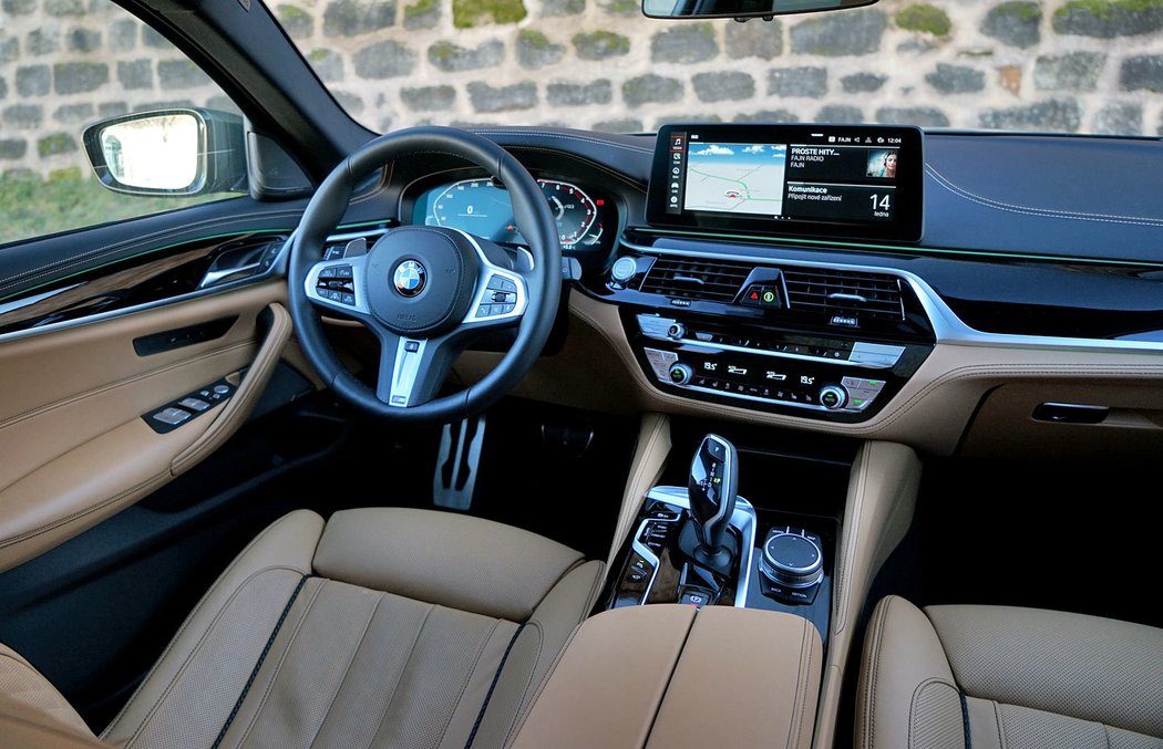 BMW 540i xDrive Touring