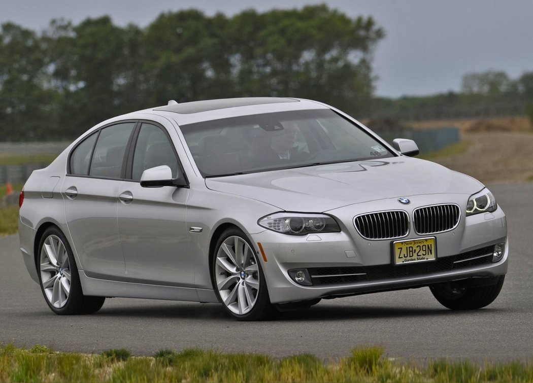 BMW 550i