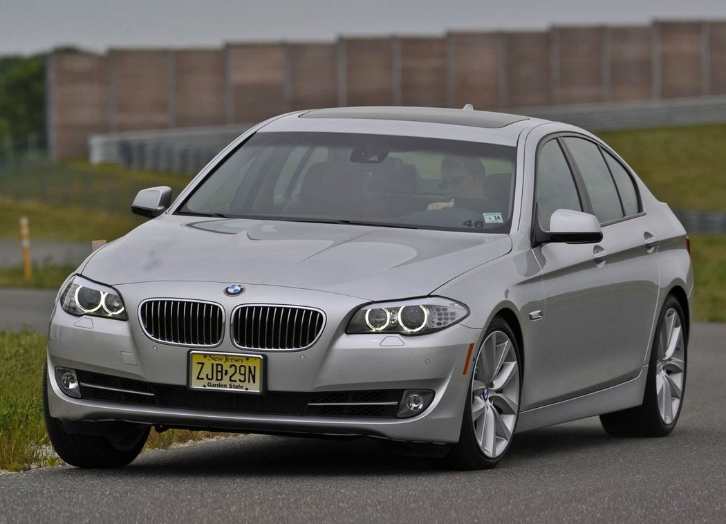 BMW 550i