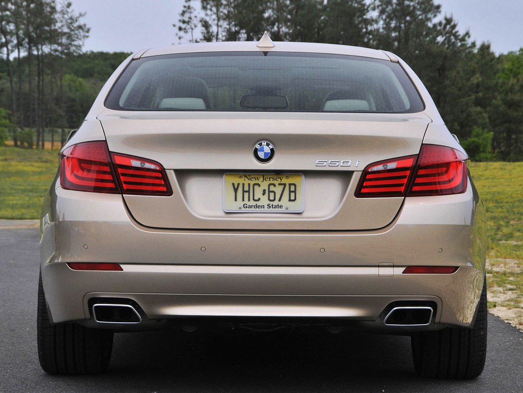 BMW 550i