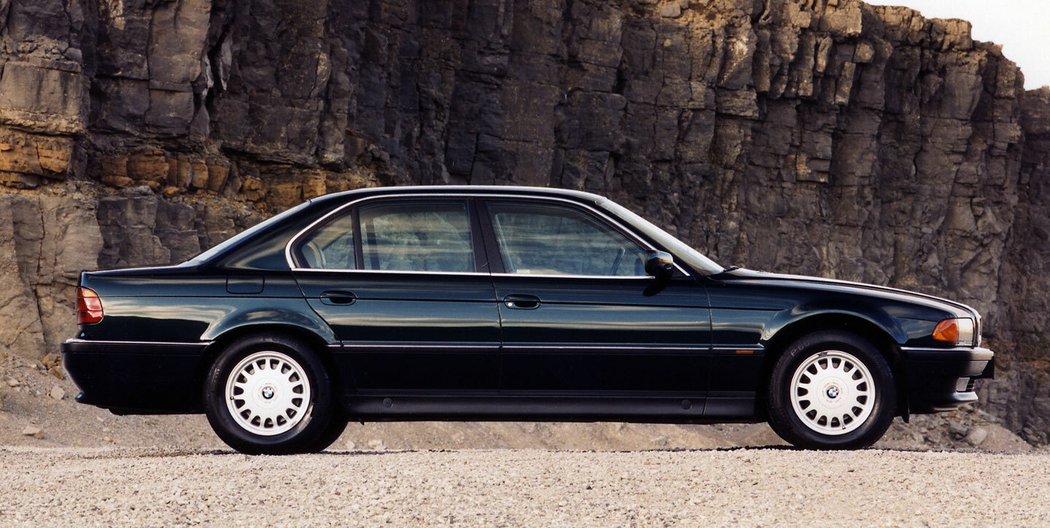 BMW 728i (E38) (1996)