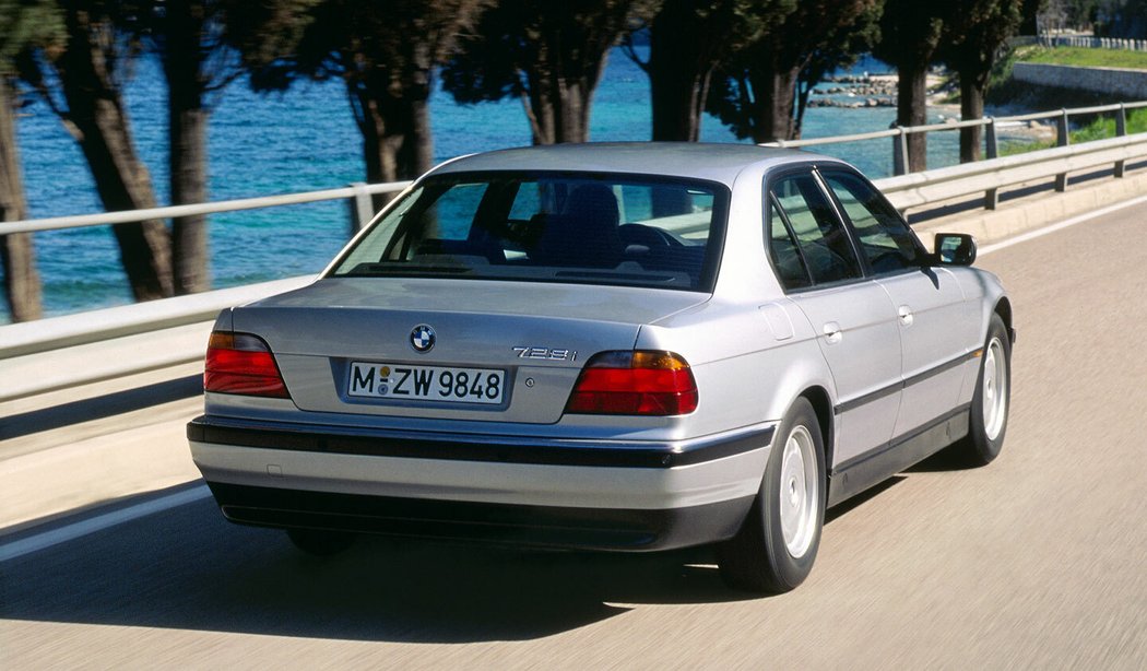 BMW 728i (E38) (1996)