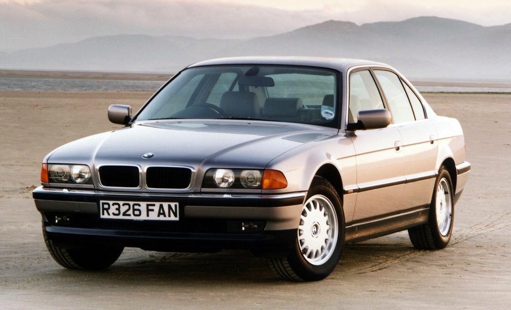 BMW 740i (E38) (1996)