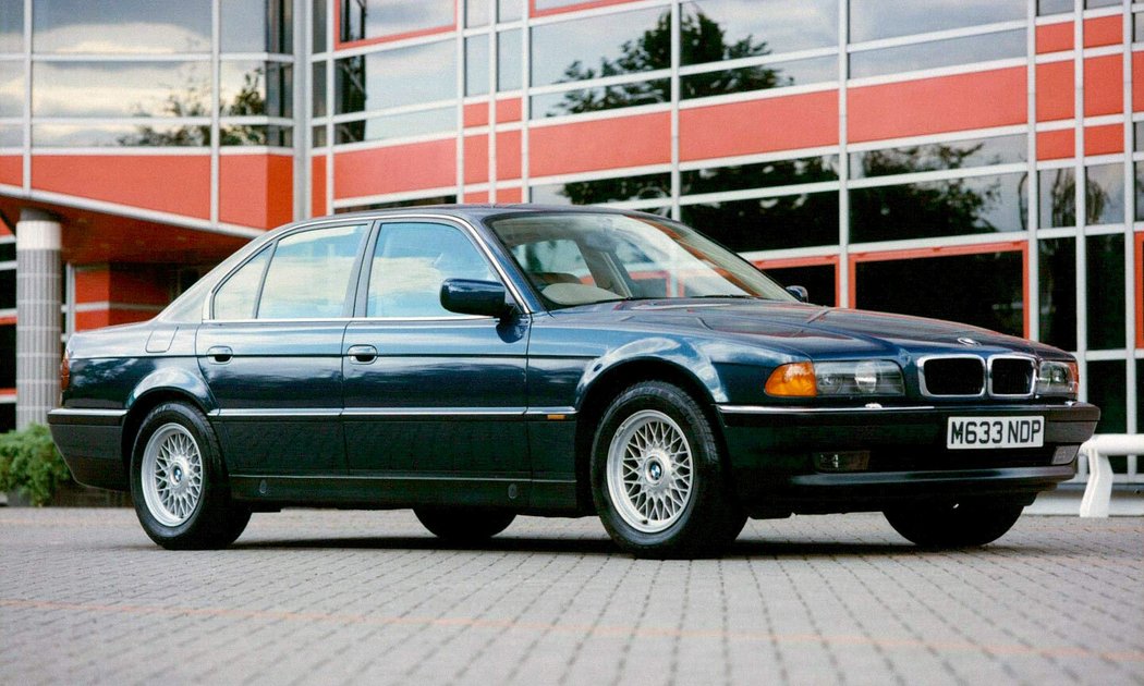 BMW 740i (E38) (1996)