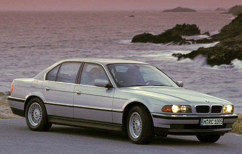 BMW 7 (E38) (1994)