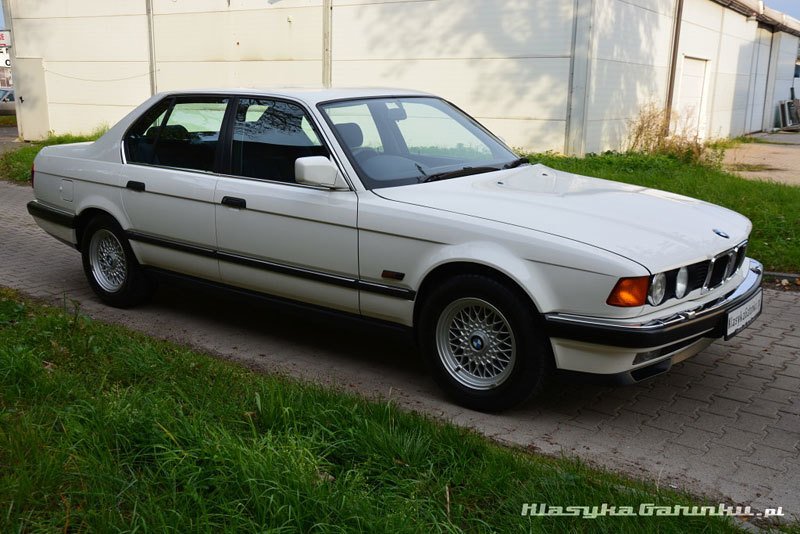 BMW 740i