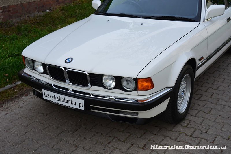 BMW 740i