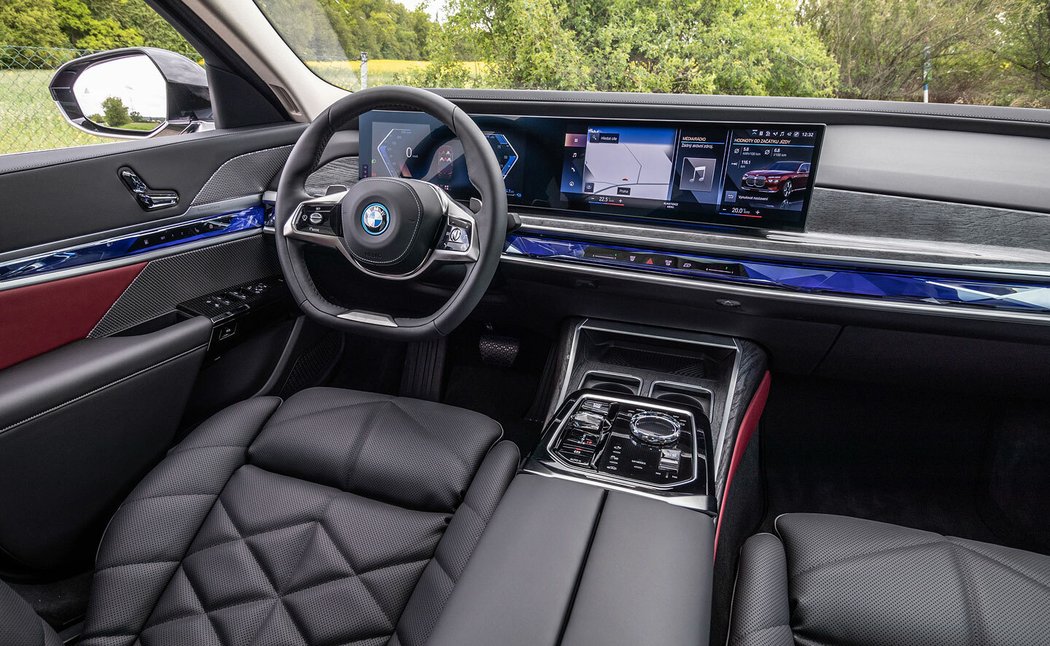 BMW 750e xDrive