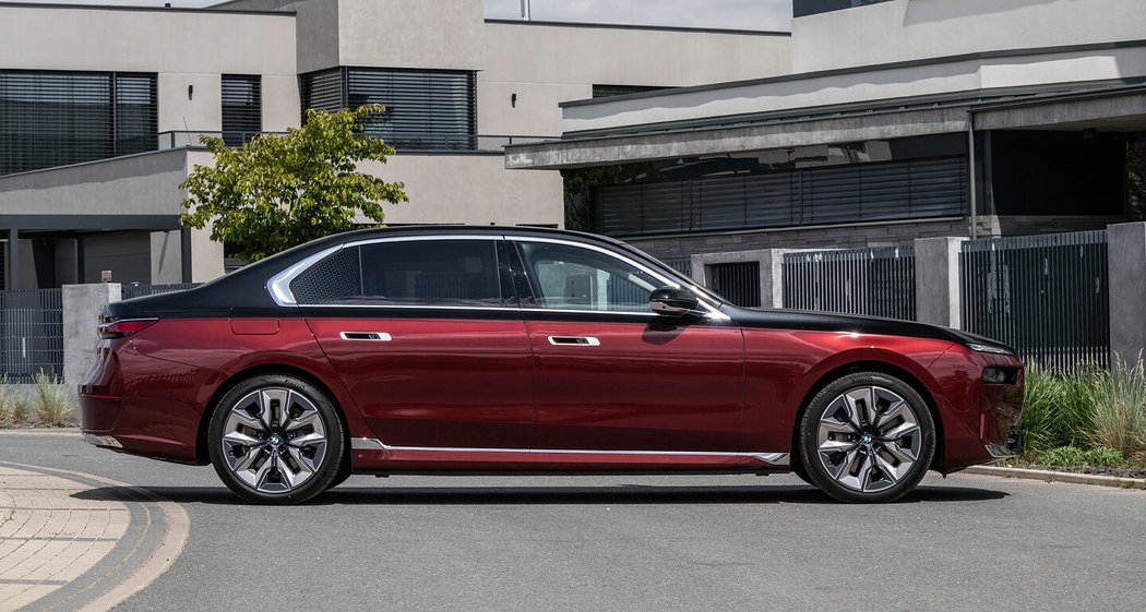 BMW 750e xDrive