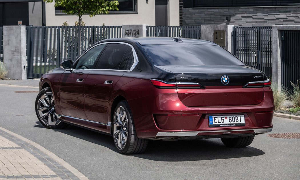 BMW 750e xDrive