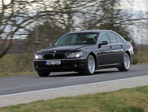 Ojeté BMW 7 E65/E66 s motory N62: Cesta z bludného kruhu?