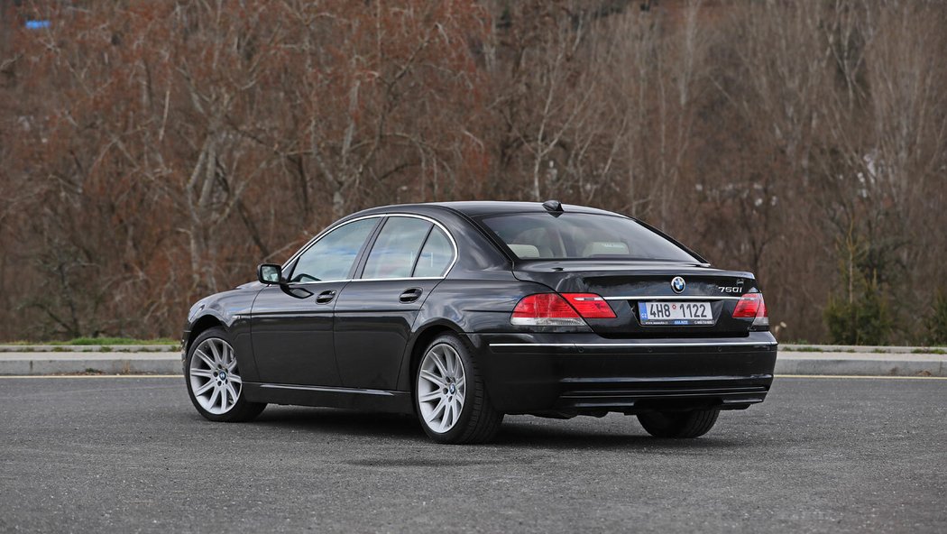 BMW 750i